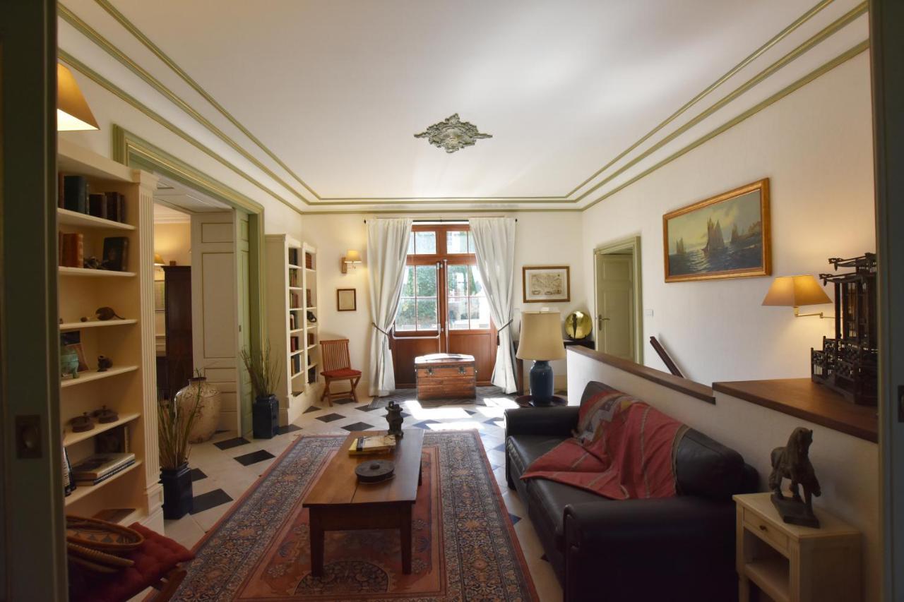 לינה וארוחת בוקר Vianne Chateau De Laroche מראה חיצוני תמונה